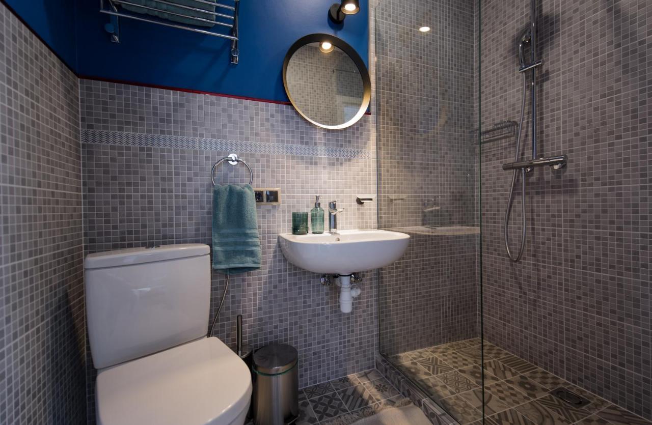 Hotel Emily Ryga Zewnętrze zdjęcie