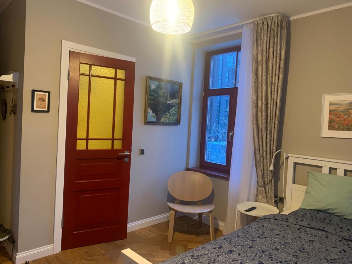 Hotel Emily Ryga Zewnętrze zdjęcie